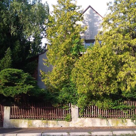Apartman Hf 리베레츠 외부 사진