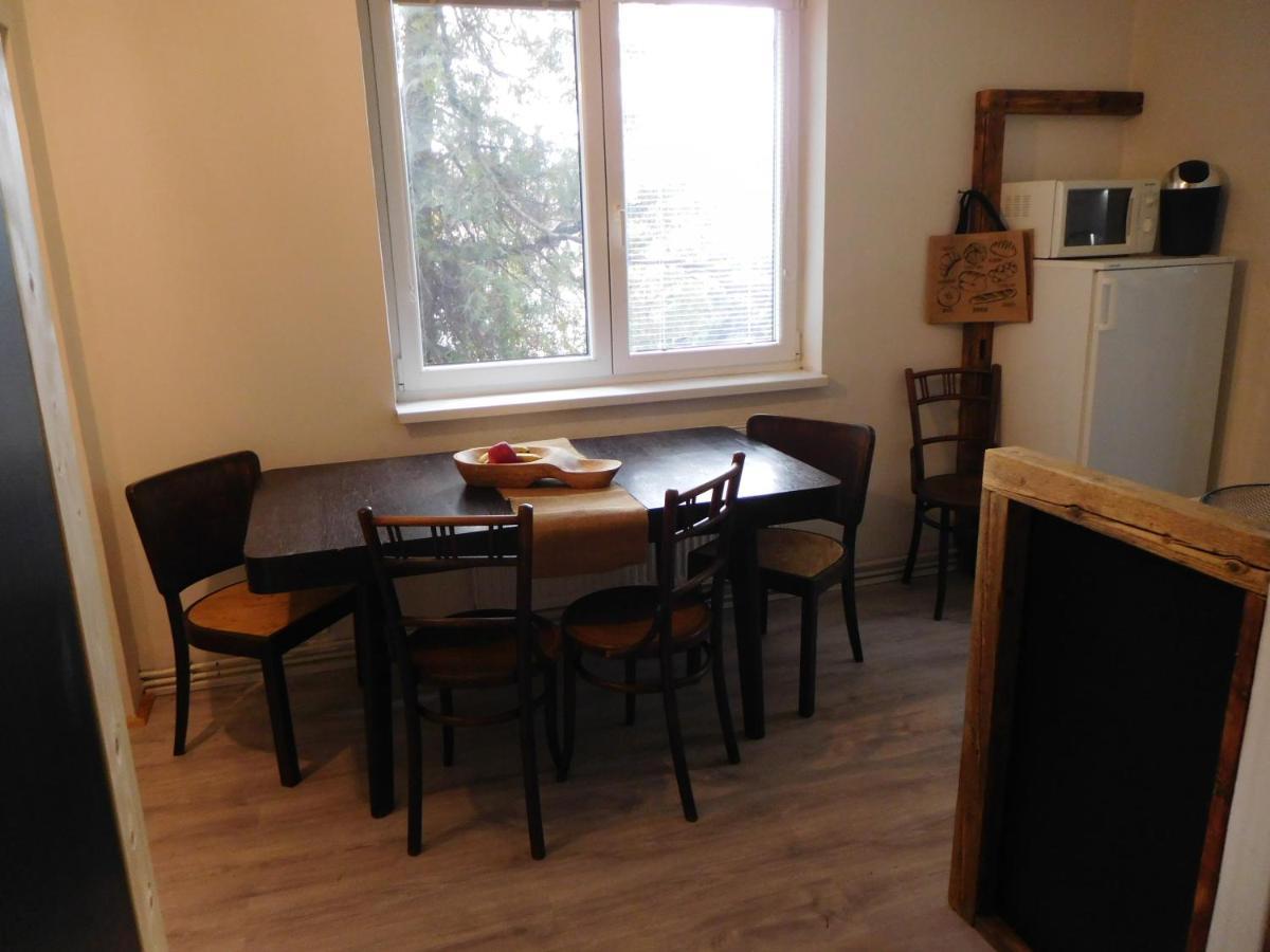 Apartman Hf 리베레츠 외부 사진